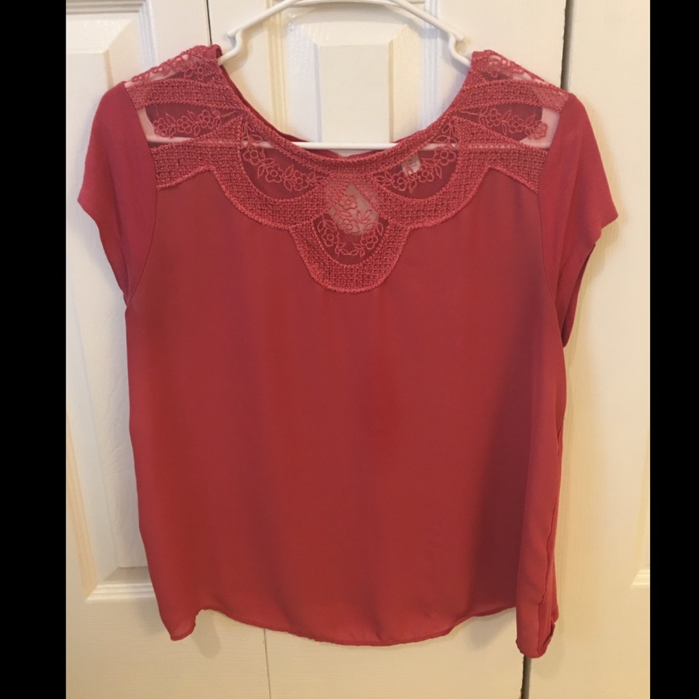 Pink flowy top